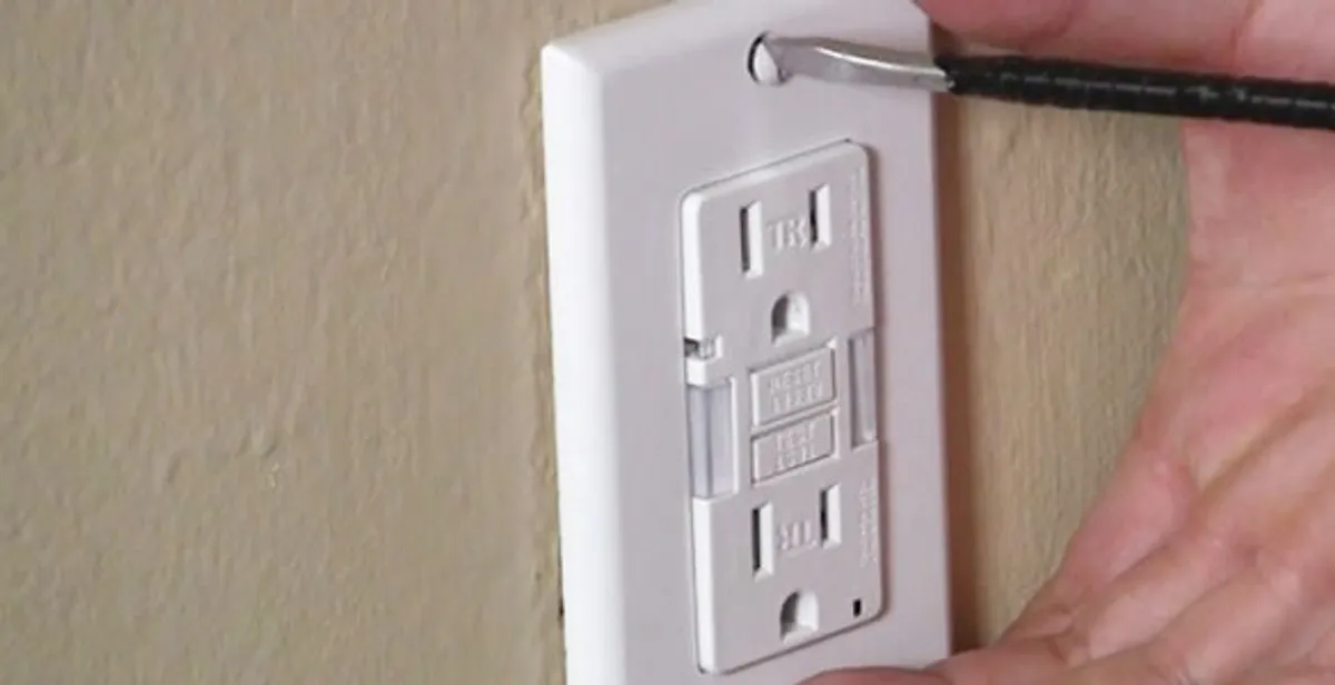 gfc outlets service securing and mounting ground fault circuit interrupter outlet by certified electricians in Seattle, WA
